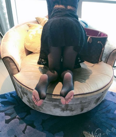 91蜜桃传媒吹潮粉嫩少妇_BD韩语神马影院在线