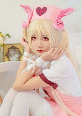 国产99久久精品_HD完整版观看